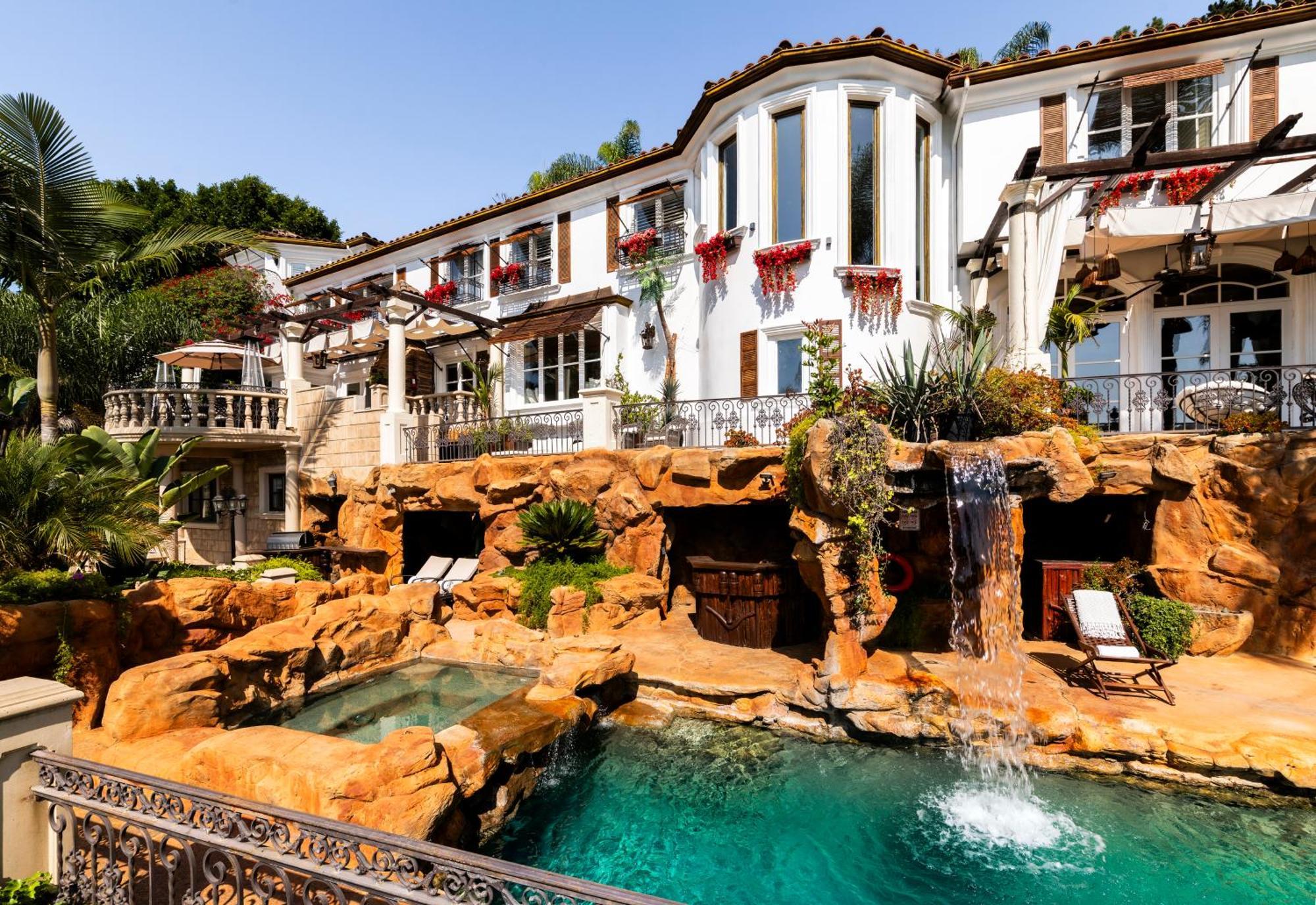Pousada Bel Air Luxury 6 Bedrooms Entire House Angeles Los Angeles